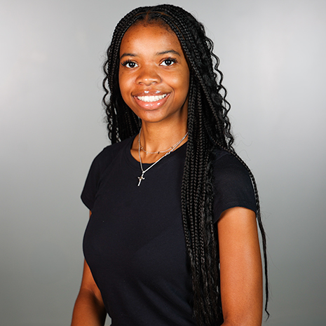 Hailey Smith headshot